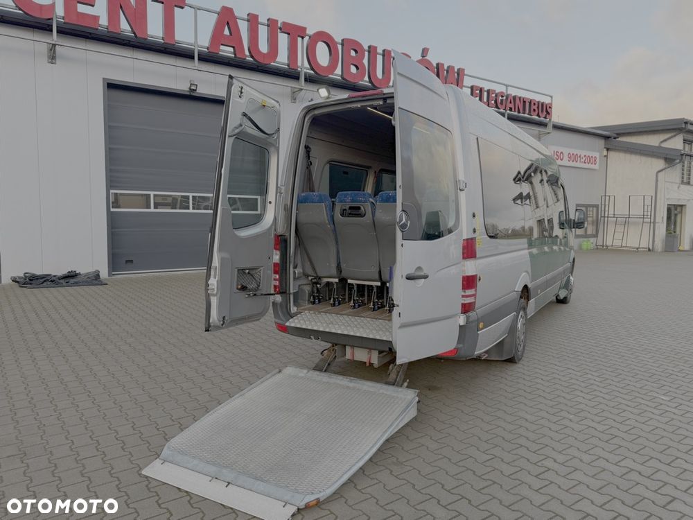 Mercedes-Benz Sprinter 516 Nr. Oferty: 19 - 22