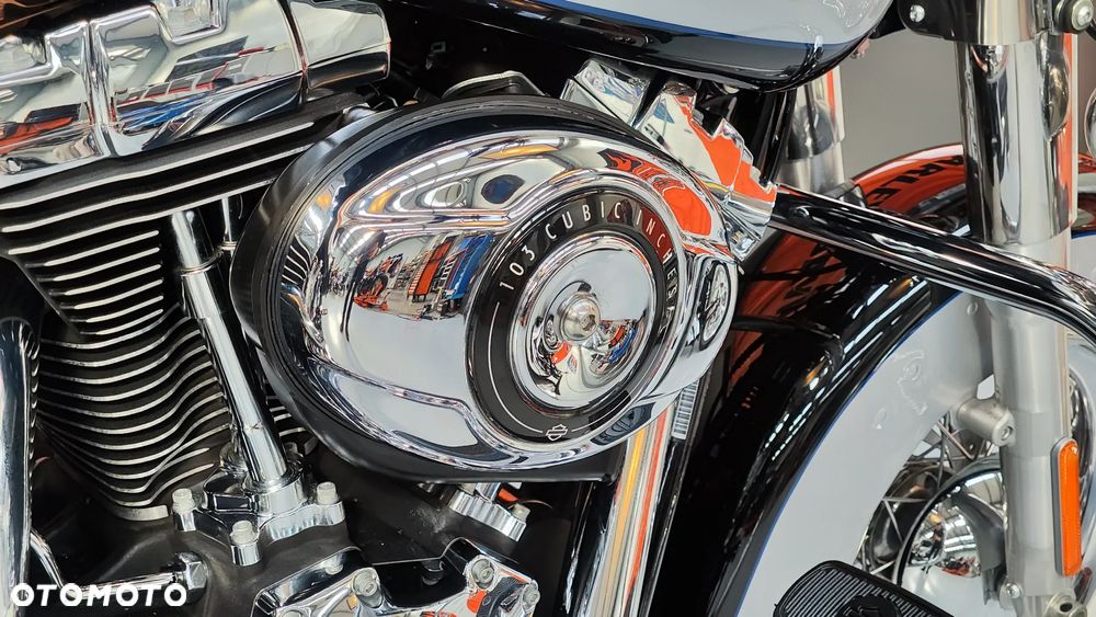 Harley-Davidson Softail Heritage Classic - 37