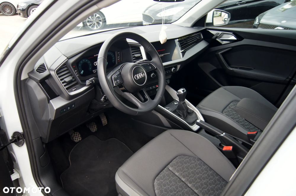 Audi A1 Sportback 25 TFSI advanced - 8