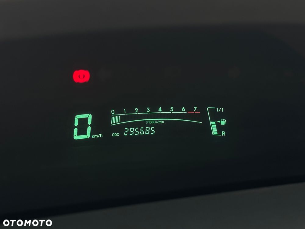 Toyota Yaris - 9