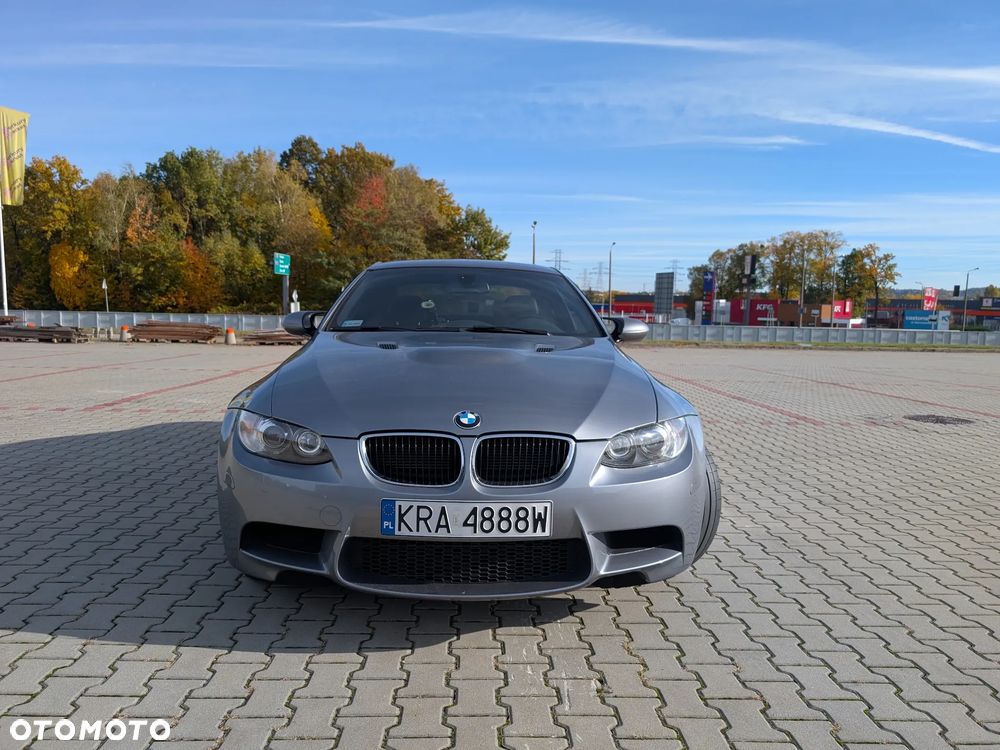 BMW M3 2011 photo 3