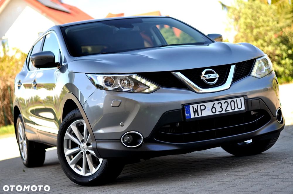 Nissan Qashqai 1.6 DIG-T N-Connecta - 1