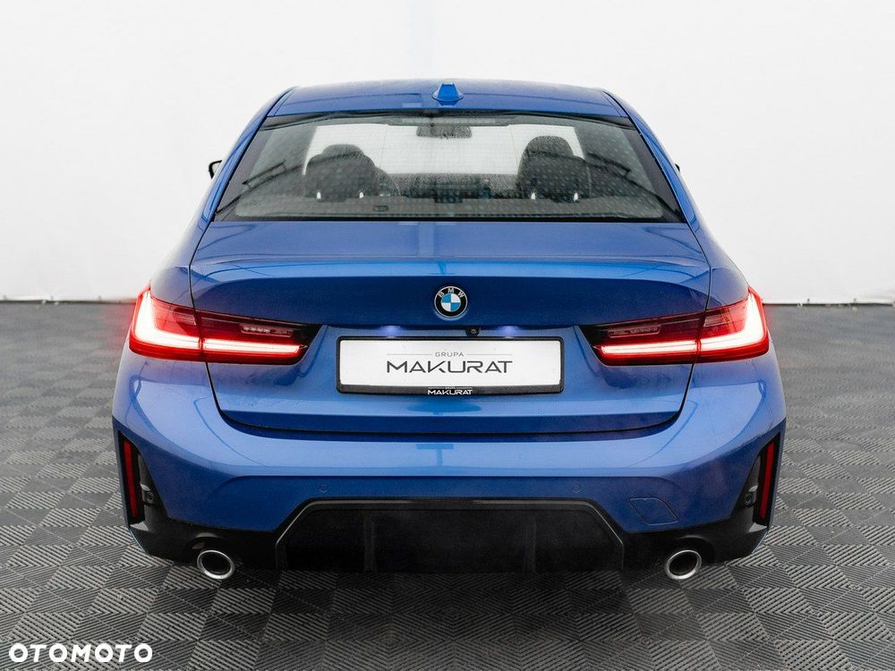 BMW Seria 3 318i M Sport - 11