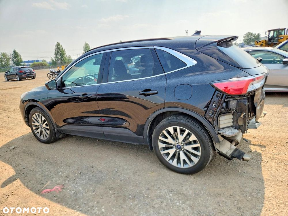 Ford Escape 2.0 EcoBoost AWD Titanium - 5