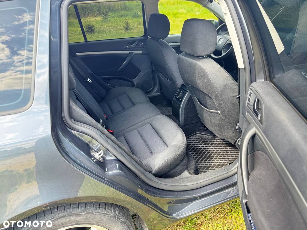 Skoda Octavia 1.9 TDI Elegance DSG - 5