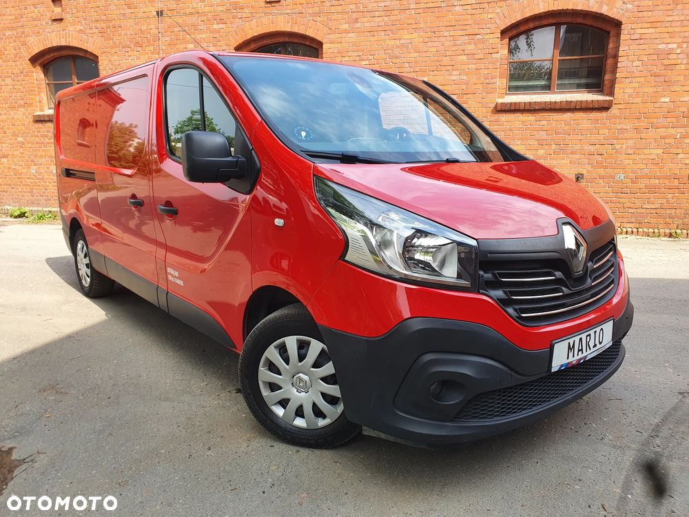 Renault TRAFIC - 1