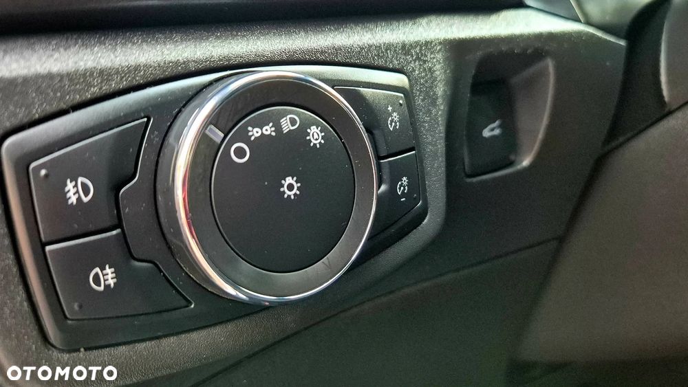 Ford Mondeo 2.0 EcoBlue Titanium - 18