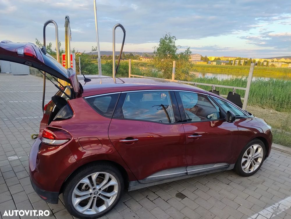 Renault Scenic - 16