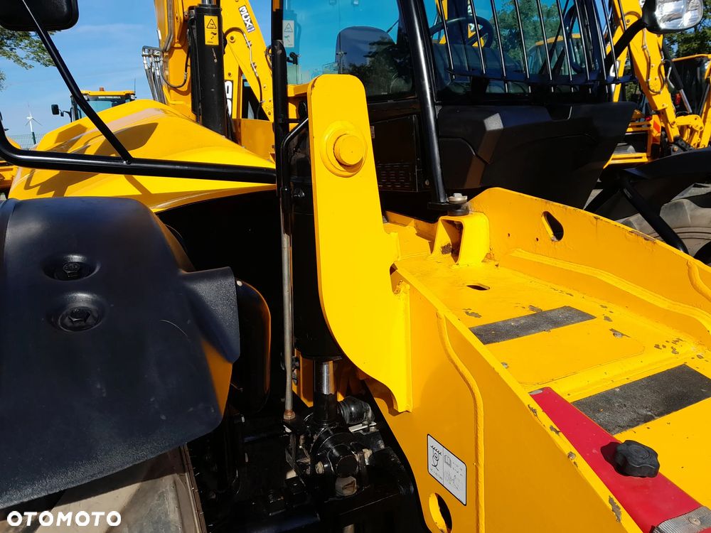 JCB 535-125 HI VIZ - 14