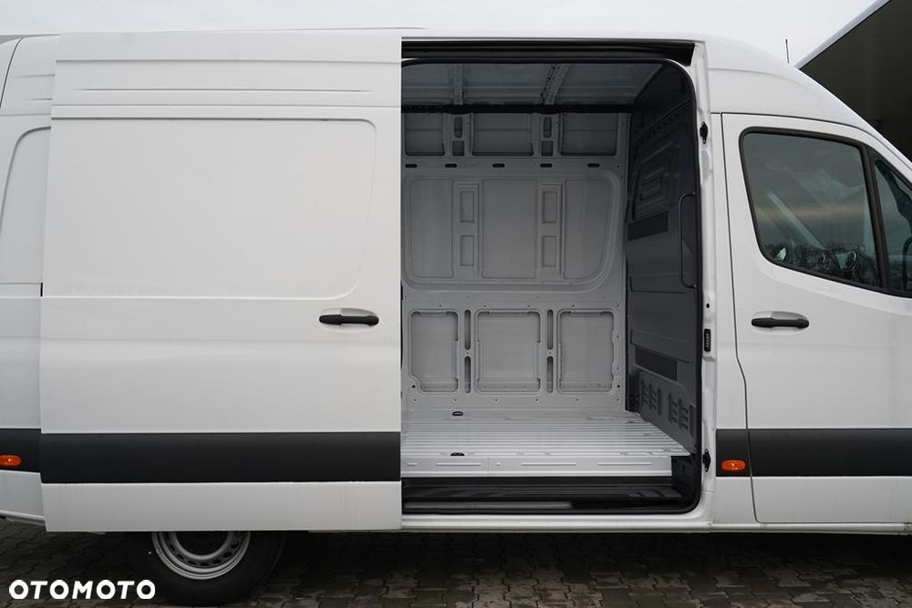 Mercedes-Benz Sprinter 315 CDI Standard BASE 9G-Tronic 9m3 - 21