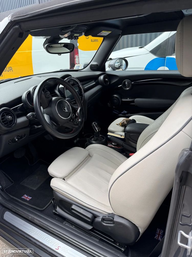 MINI Cabrio Cooper S Auto Desportiva - 16