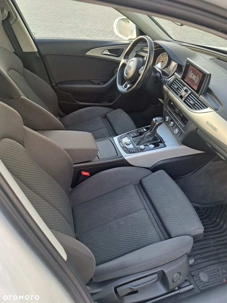 Audi A6 Avant - 16