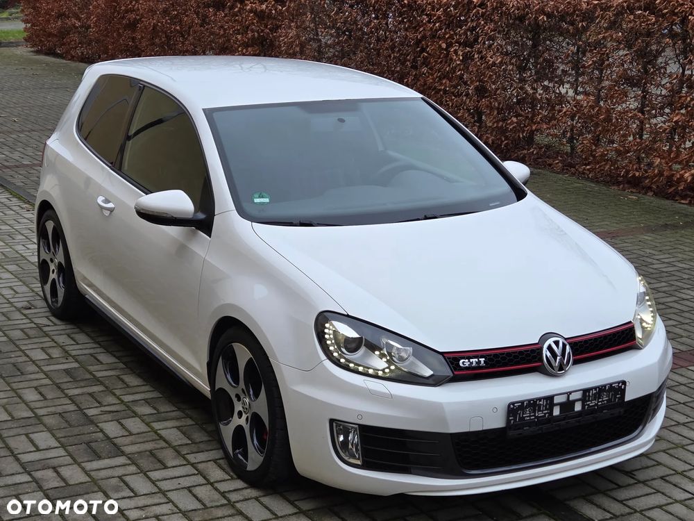 Volkswagen Golf 2.0 GTI - 9