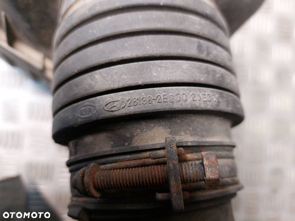 OBUDOWA FILTRA POWIETRZA + PRZEPŁYWOMIERZ HYUNDAI TUCSON I 2.0 CRDI - 4