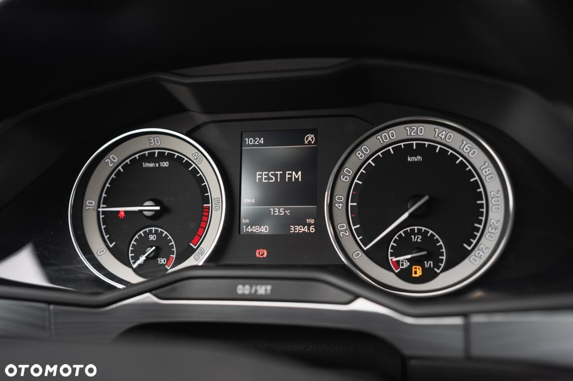 Skoda Superb - 16