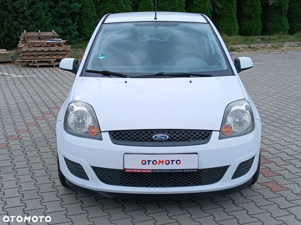 Ford Fiesta - 10