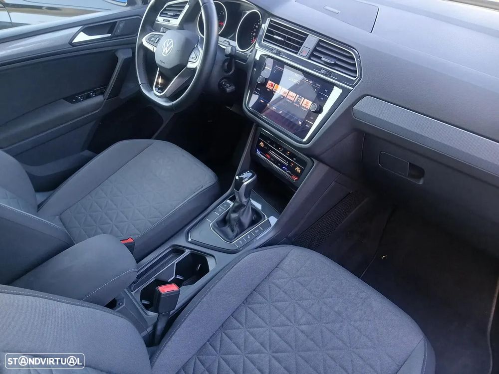 VW Tiguan 2.0 TDI Confortline DSG - 7