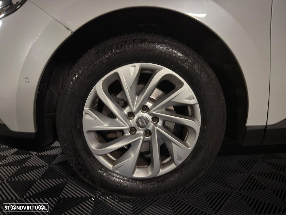 Renault Espace 1.6 dCi Initiale Paris EDC - 4
