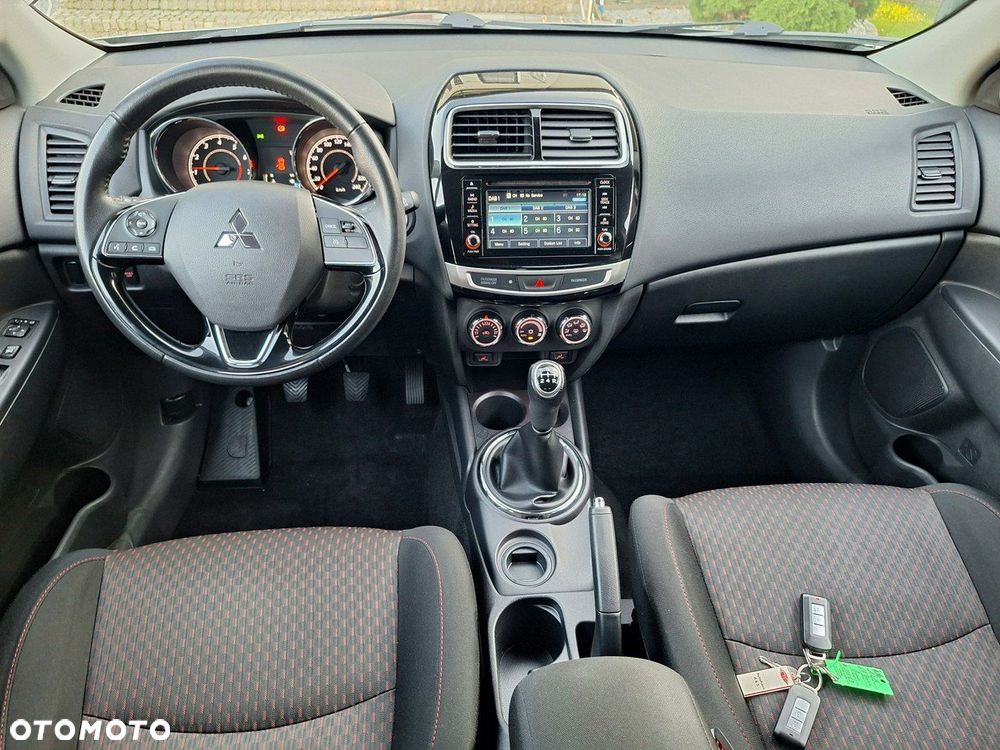 Mitsubishi ASX - 19