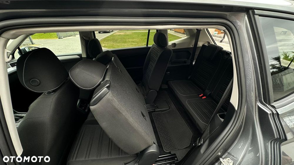 Volkswagen Tiguan - 17