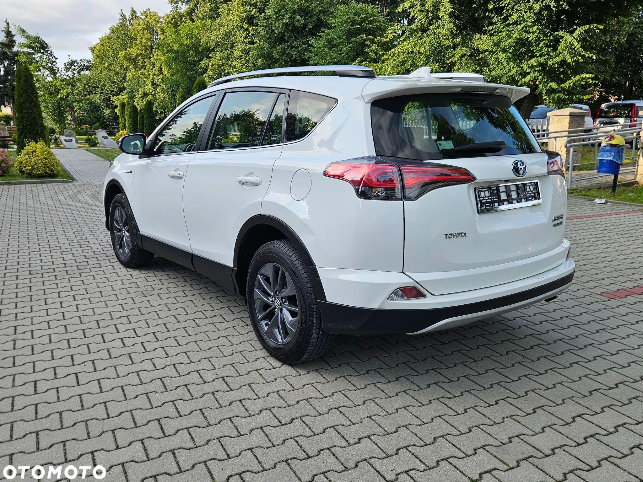 Toyota RAV4 2.5 4x4 Hybrid Comfort - 2