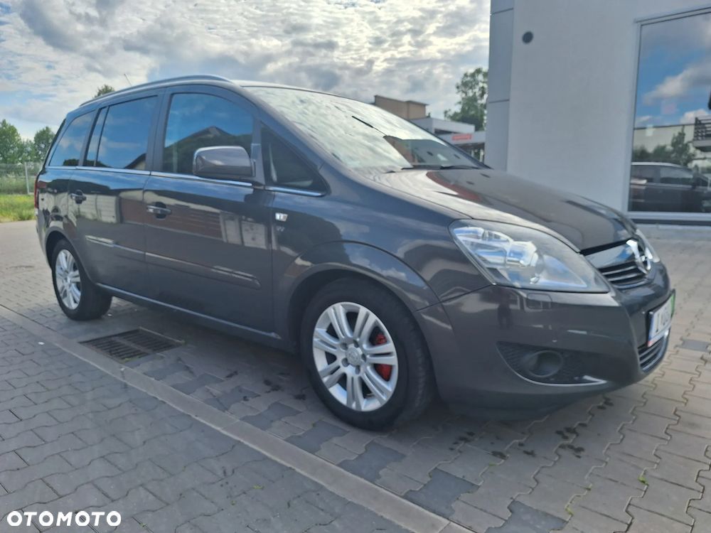 Opel Zafira 1.8 Innovation 110 Jahre - 9
