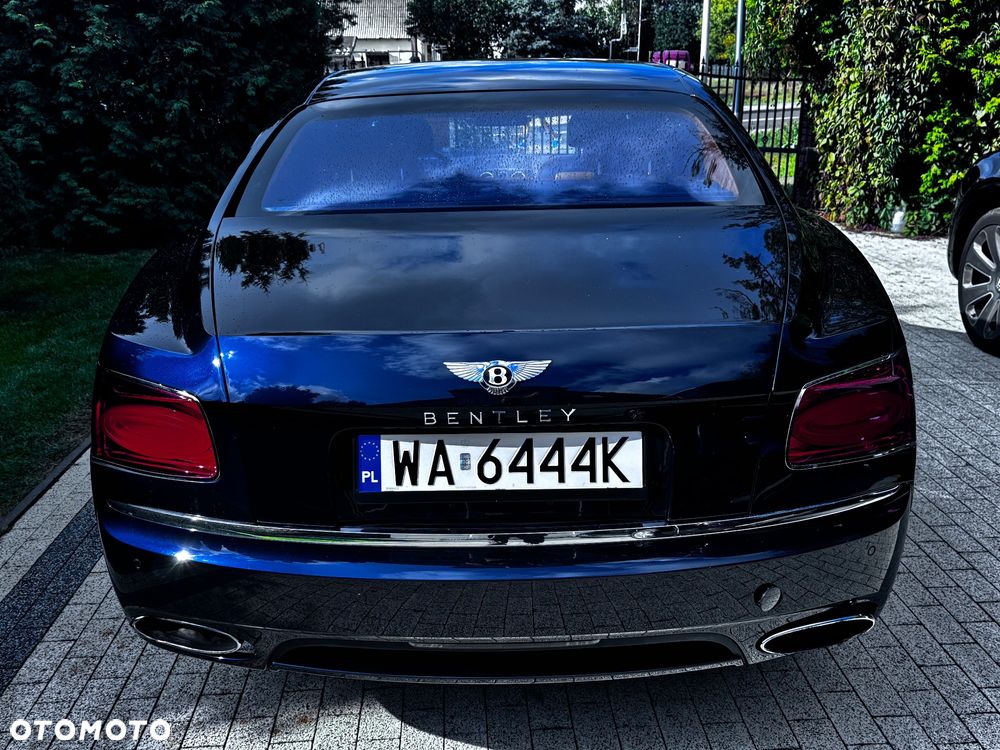 Bentley Flying Spur W12 - 7