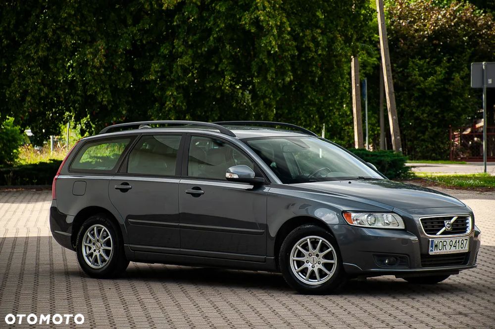 Volvo V50 1.6D DPF DRIVe Kinetic - 8