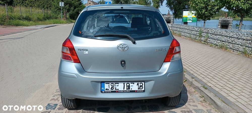 Toyota Yaris - 3
