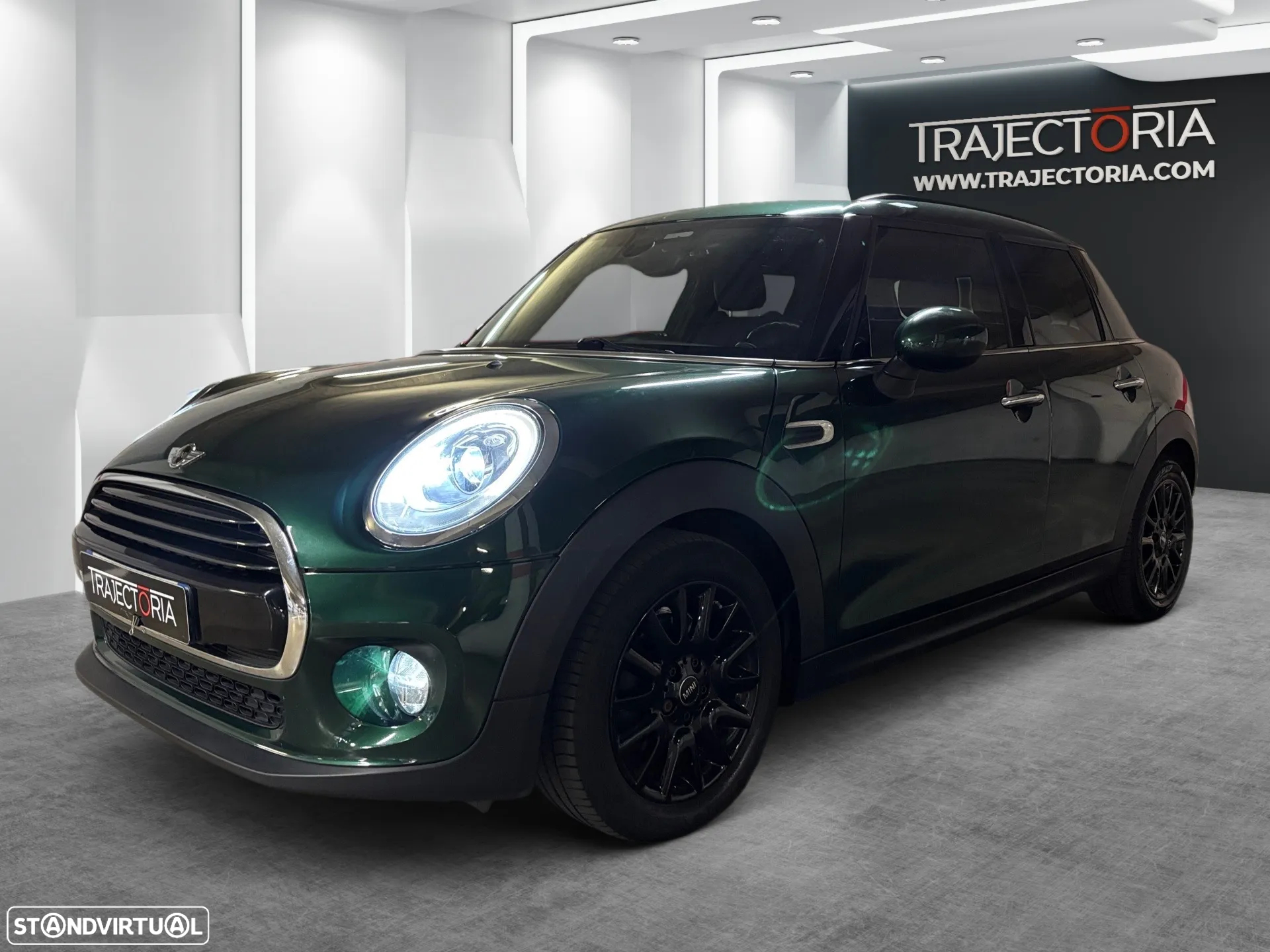 MINI 5 Portas Cooper Auto - 2