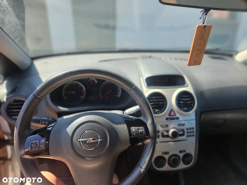Opel Corsa - 6