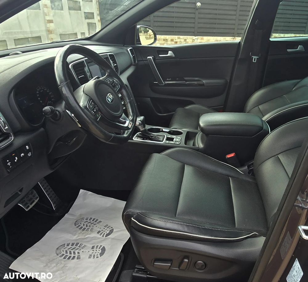 Kia Sportage 2,0 CRDI AWD Aut. Platinum - 37