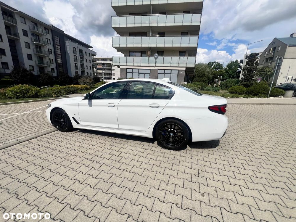 BMW Seria 5 540d xDrive mHEV M Sport sport - 5