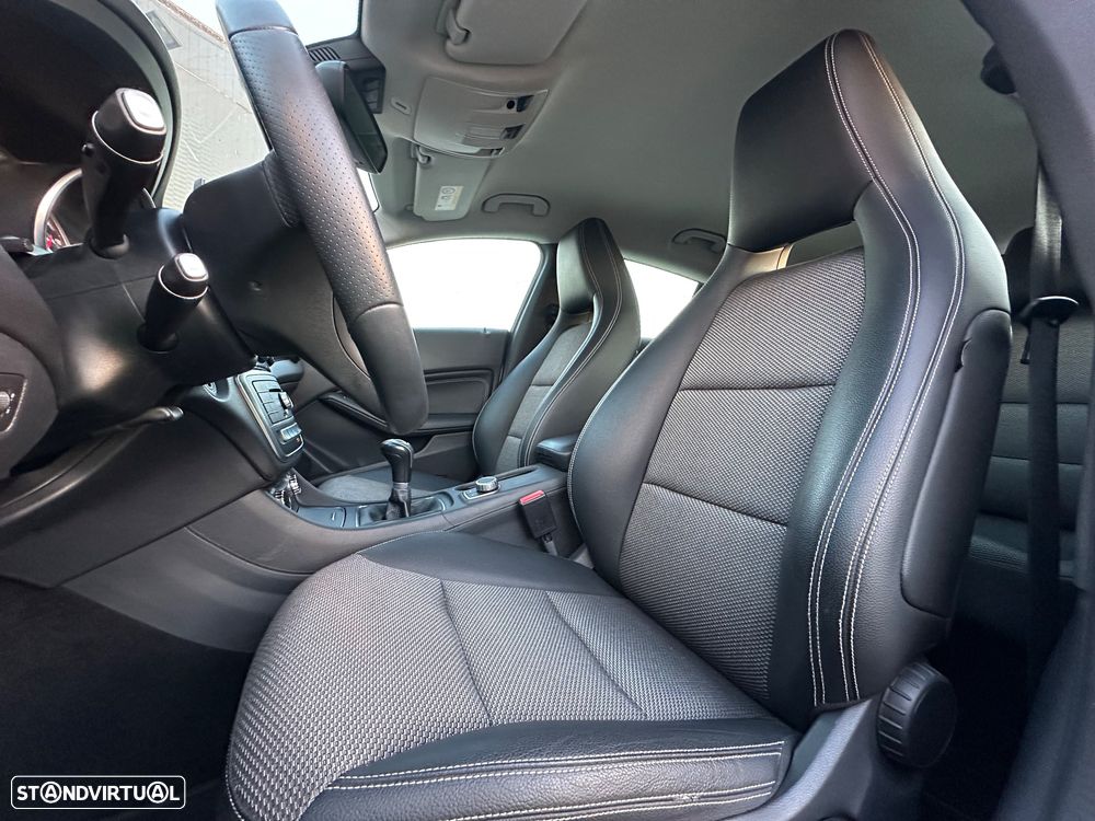 Mercedes-Benz CLA 180 d BlueEFFICIENCY Edition - 8