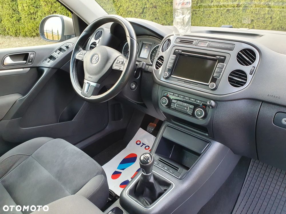 Volkswagen Tiguan 1.4 TSI Perfectline - 17