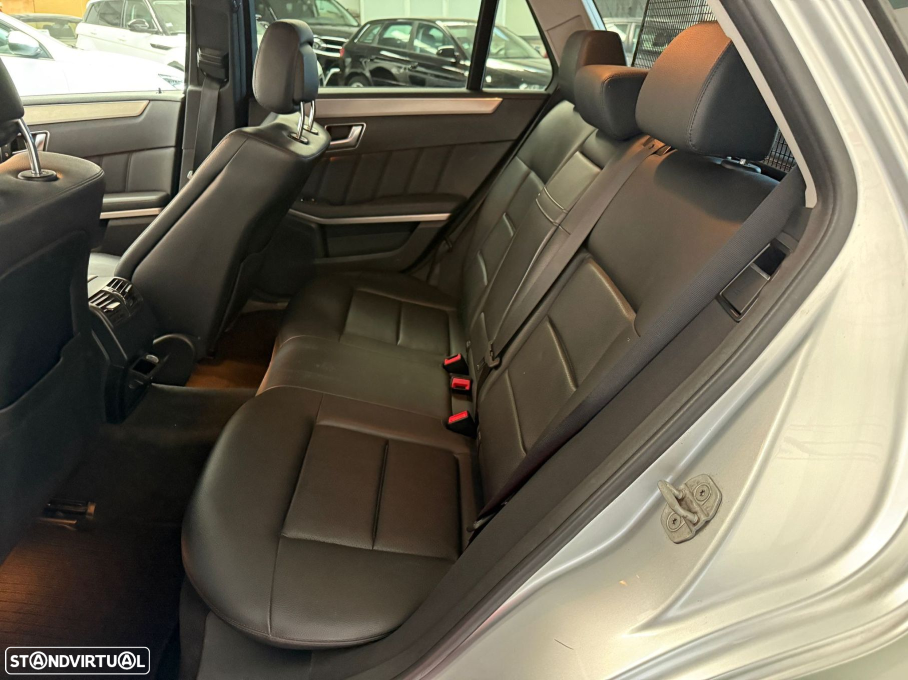 Mercedes-Benz E 250 CDi Avantgarde BE Auto. - 9