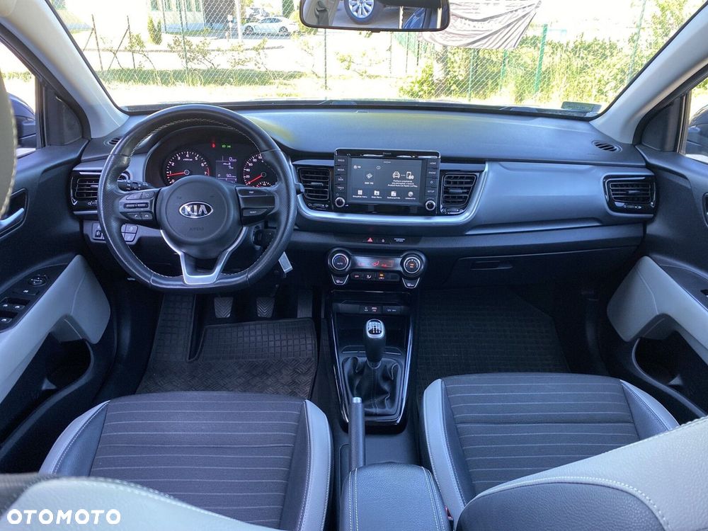 Kia Stonic - 11