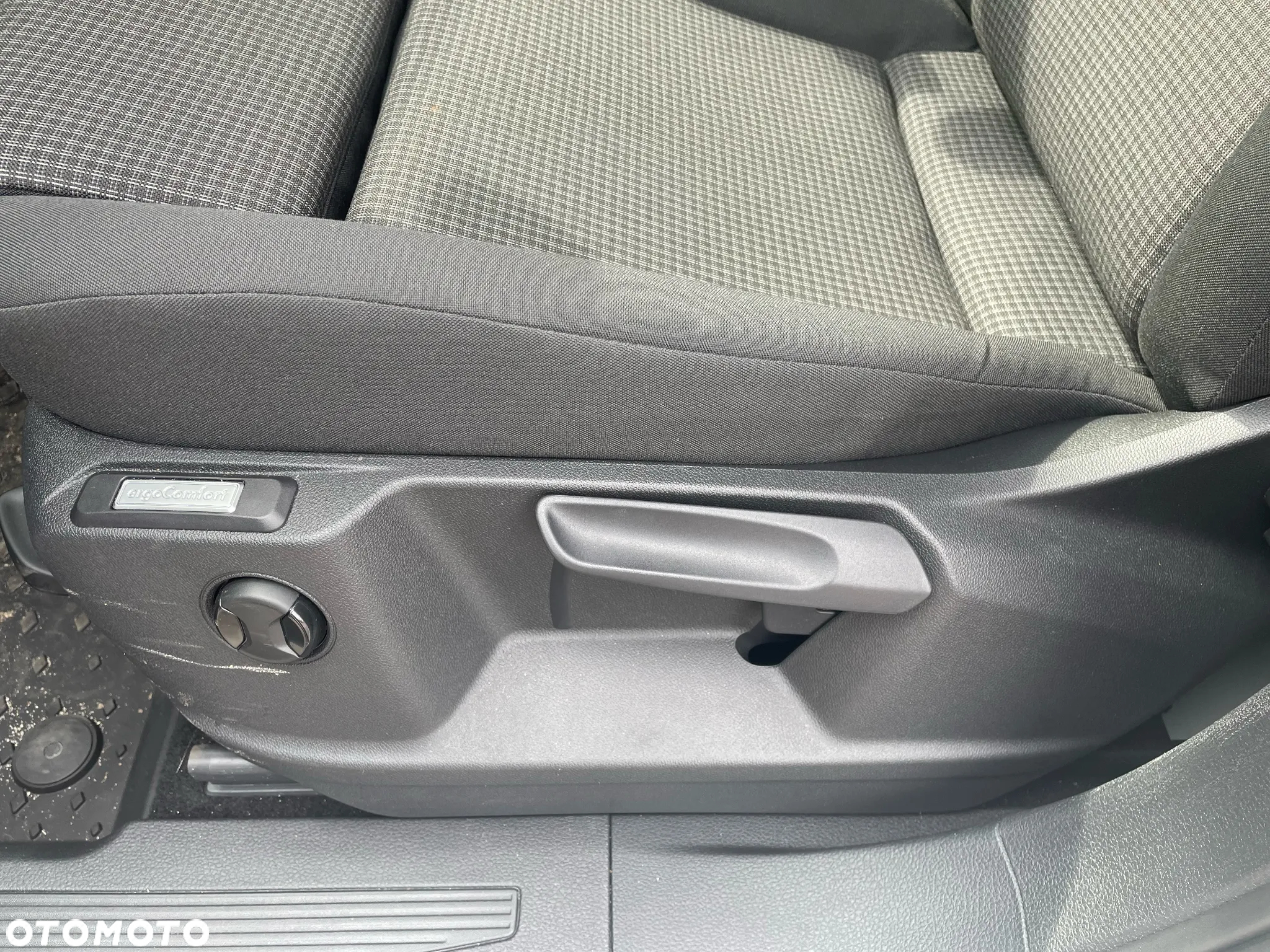 Volkswagen Caddy V Cargo - 12