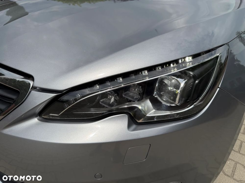 Peugeot 308 - 11