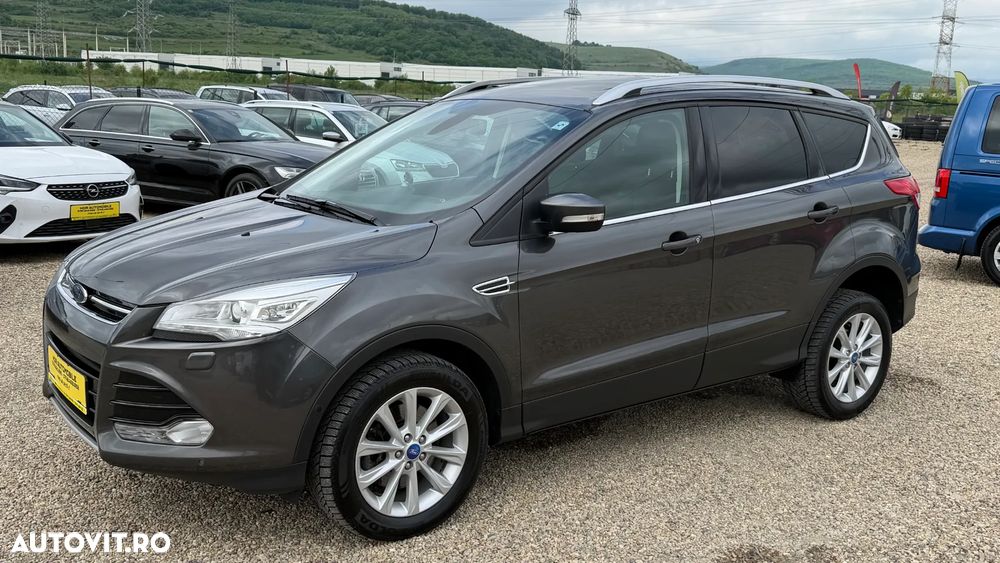 Ford Kuga 2.0 TDCi 4WD Powershift Titanium - 11