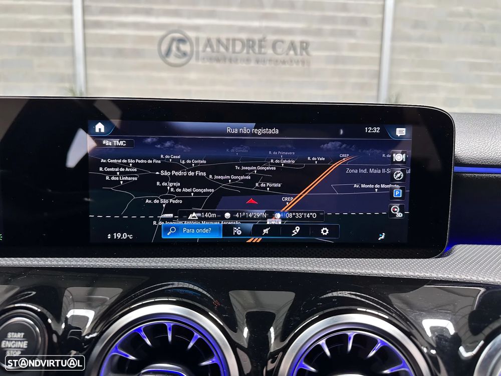 Mercedes-Benz A 250 Limousine e 8G-DCT AMG Line - 16