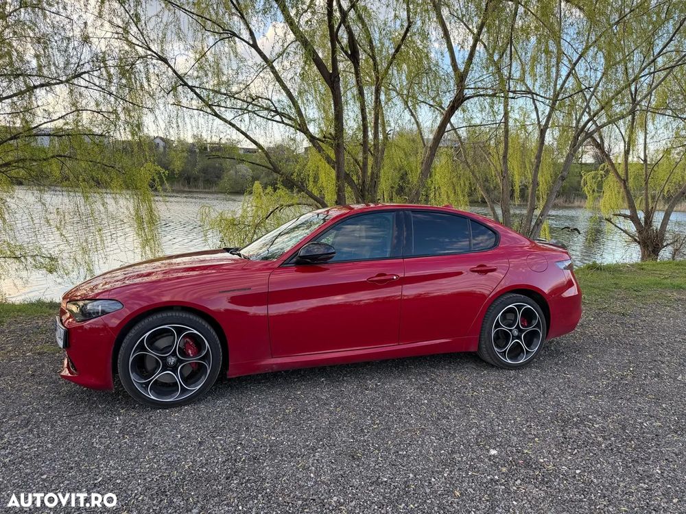 Alfa Romeo Giulia 2.0 Turbo 16V AT8-Q4 Competizione - 5