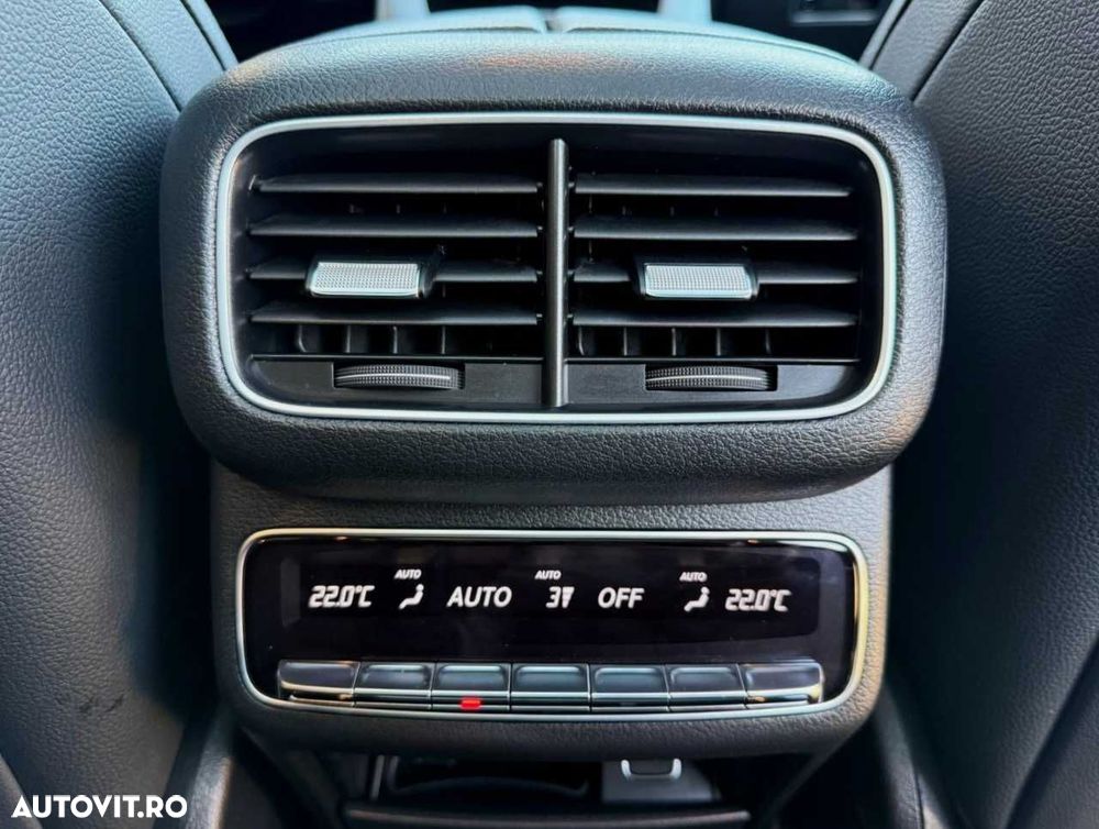 Mercedes-Benz GLE - 29