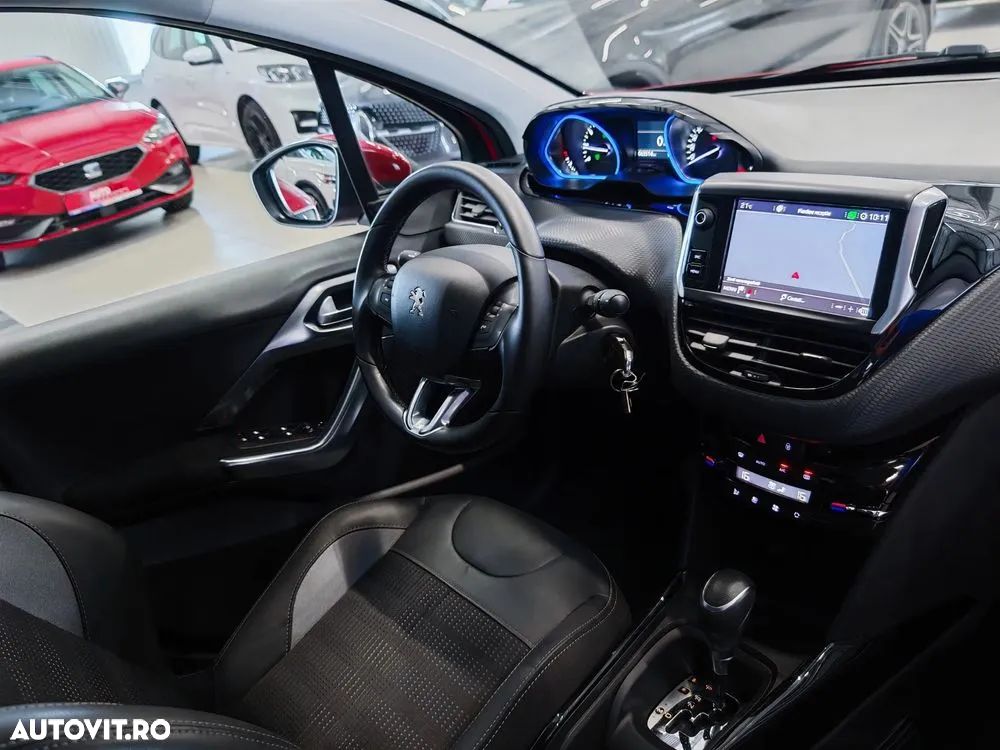 Peugeot 2008 1.2 PureTech Turbo EAT6 S&S Allure - 7