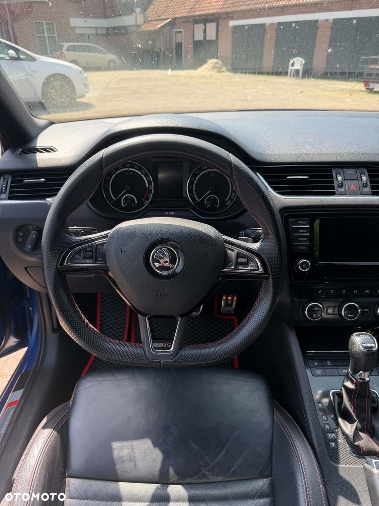 Skoda Octavia 2.0 TDI RS DSG - 12