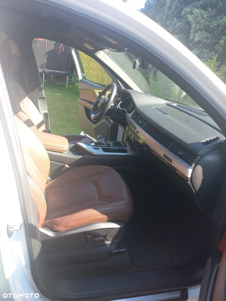 Audi Q7 3.0 TFSI Quattro Tiptronic - 10