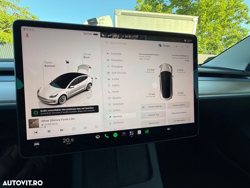 Tesla Model 3 Standard Reichweite Plus Hinterradantrieb - 29