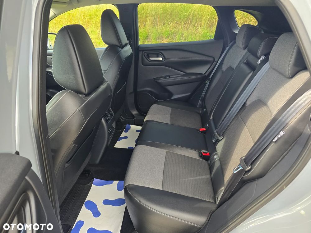 Nissan Qashqai 1.3 DIG-T N-Connecta DCT - 13