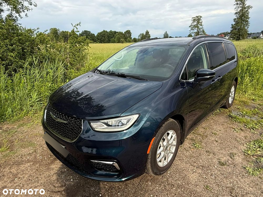 Chrysler Pacifica - 10