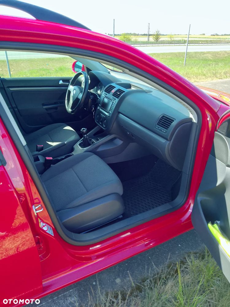 Volkswagen Golf 1.9 TDI DPF Trendline - 18